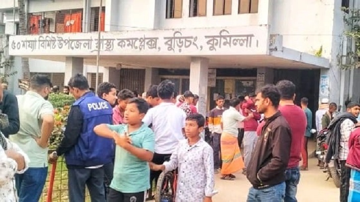 শিশুদের ব্যবহৃত পেম্পার্স ফেলা নিয়ে বাগবিতণ্ডা, অন্তঃসত্ত্বা নারীকে কুপিয়ে হত্যা