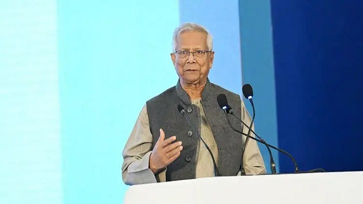 শিক্ষার্থীদের শুধু চাকরিপ্রার্থী হিসেবে নয়, চাকরি সৃষ্টিকারী হিসেবে গড়ে তুলতে হবে: প্রধান উপদেষ