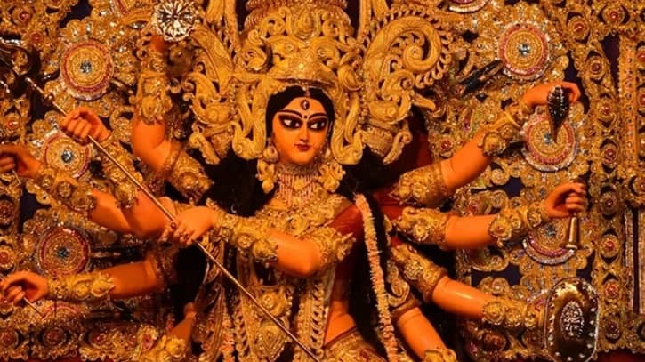 ঢাকের বাদ্য ও শঙ্খধ্বনিতে আজ শুরু দুর্গোৎসব
