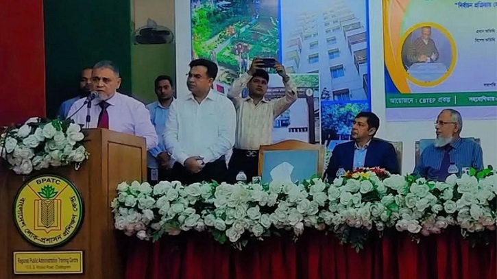 প্রিজাইডিং অফিসারই হবেন সেই কেন্দ্রের ‘চিফ ইলেকশন অফিসার’