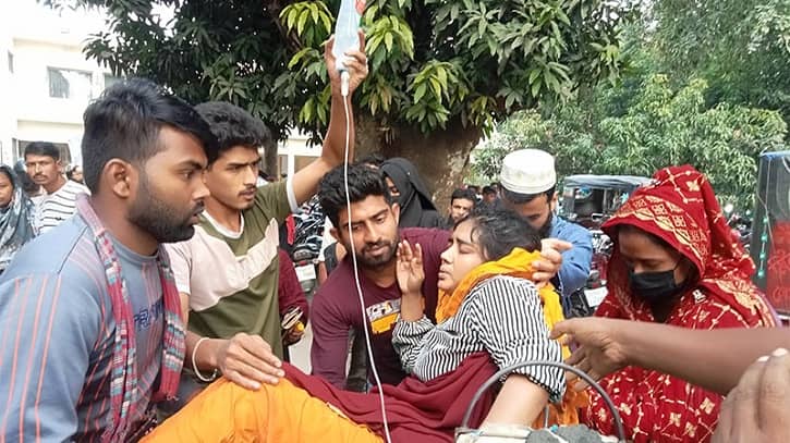 রাজধানীসহ সারাদেশে ভূমিকম্পনে নিহত ১০, আহত ৬ শতাধিক