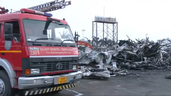 গুজরাটে গেমিং জোনে ভয়াবহ অগ্নিকাণ্ডে শিশুসহ নিহত অন্তত ৩২