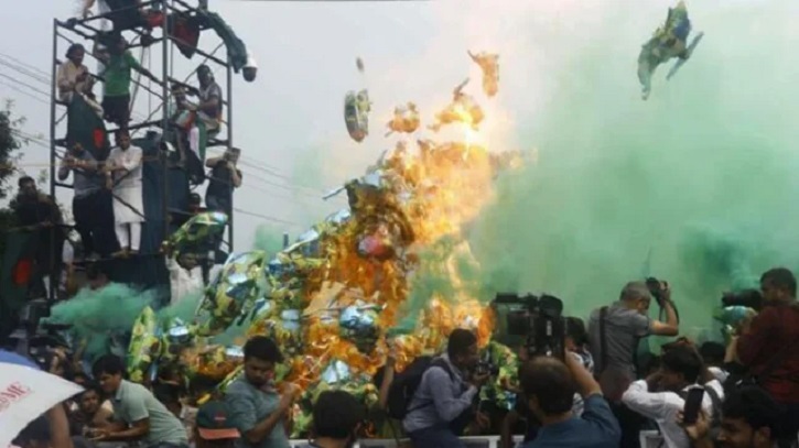 গ্যাস বেলুন বিস্ফোরণে দগ্ধ ১১ গ্যাস বেলুন বিস্ফোরণে দগ্ধ ১১