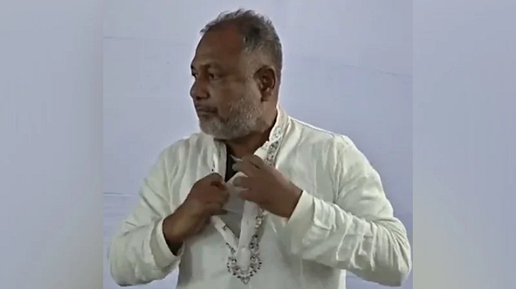 গায়ে বুলেট প্রুফ জ্যাকেট দেখিয়ে বিএনপি প্রার্থী যা বললেন