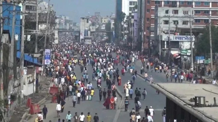 সিটি করপোরেশনের গাড়িচাপায় শ্রমিক নিহত, মহাসড়ক অবরোধ