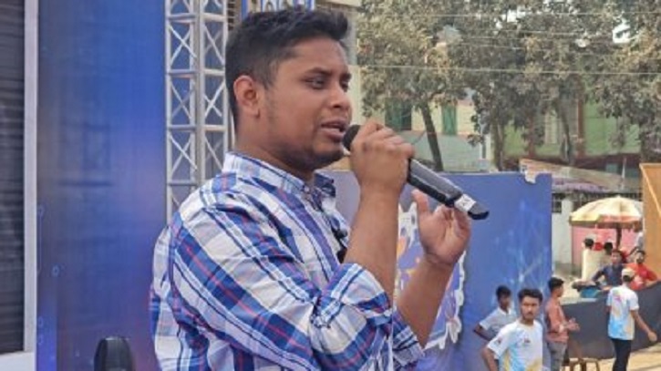 নির্বাচনে আওয়ামী লীগ আমলের মতো কারচুপির ষড়যন্ত্র চলছে: হাসনাত  নির্বাচনে আওয়ামী লীগ আমলের মতো কারচুপির ষড়যন্ত্র চলছে: হাসনাত