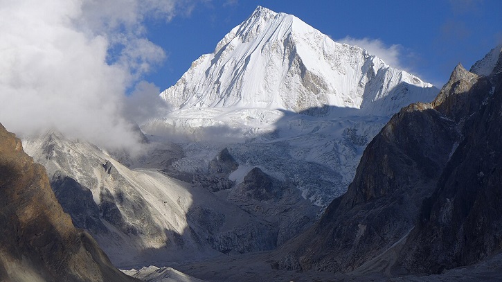 নেপালের হিমলুং হিমাল শৃঙ্গে অস্ট্রেলিয়ান পর্বতারোহীর মৃত্যু