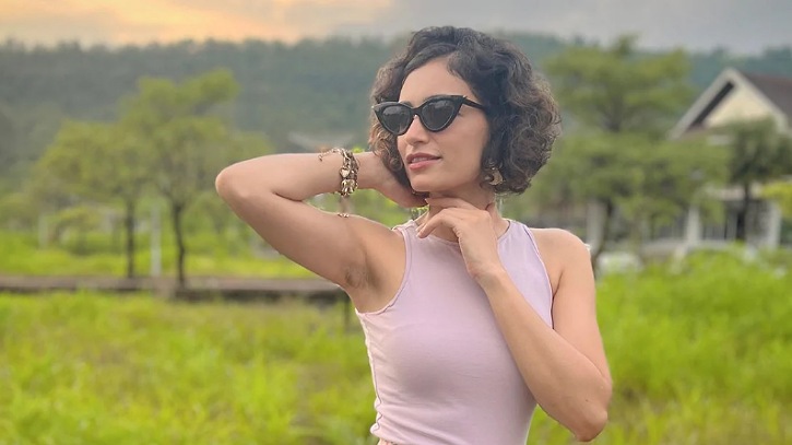 সড়ক দুর্ঘটনায় বলিউড অভিনেত্রীর মৃত্যু সড়ক দুর্ঘটনায় বলিউড অভিনেত্রীর মৃত্যু