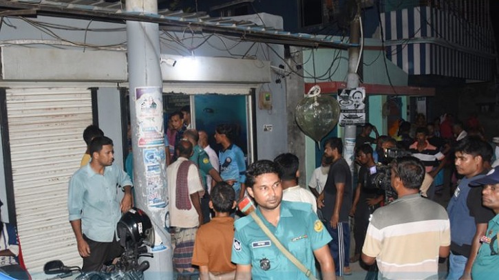 রাজশাহীতে দুই পক্ষের সংঘর্ষে ছুরিকাঘাত কাউন্সিলর প্রার্থীকে রাজশাহীতে দুই পক্ষের সংঘর্ষে ছুরিকাঘাত কাউন্সিলর প্রার্থীকে