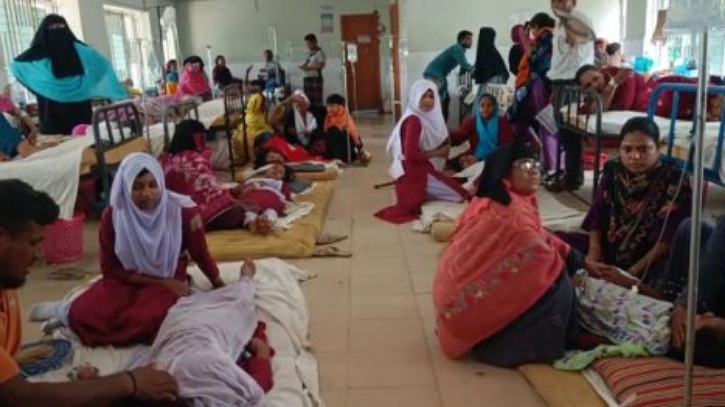 গরমে আরও ১৬ শিক্ষার্থী হাসপাতালে ভর্তি গরমে আরও ১৬ শিক্ষার্থী হাসপাতালে ভর্তি
