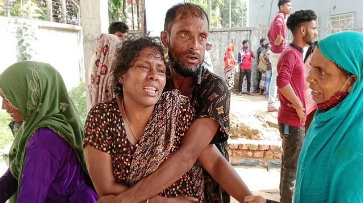 সিলেটের ভয়াবহ দুর্ঘটনা বেঁচে ফেরা নির্মাণশ্রমিকের বর্ণনায় সিলেটের ভয়াবহ দুর্ঘটনা বেঁচে ফেরা নির্মাণশ্রমিকের বর্ণনায়