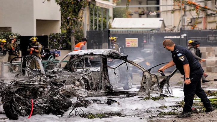 মার্কিন সামরিক ঘাঁটি ও ইসরাইলের প্রাণকেন্দ্রে ইরানের হামলা