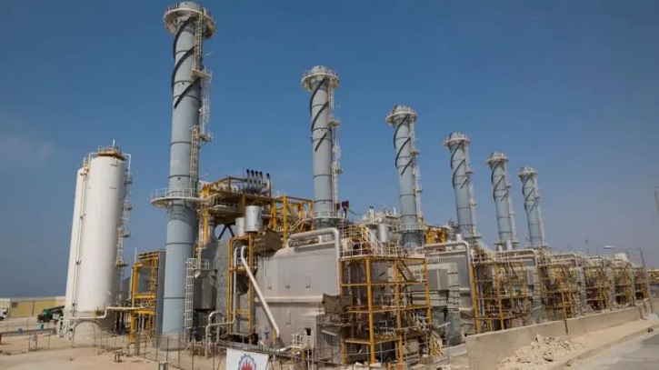 জ্বালানি অবকাঠামোতে হামলার ‘কঠিন প্রতিশোধ’ নেওয়ার হুঁশিয়ারি ইরানের