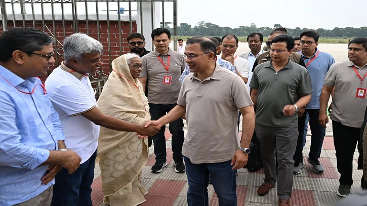 যশোর পৌঁছেছেন প্রধানমন্ত্রী তারেক রহমান
