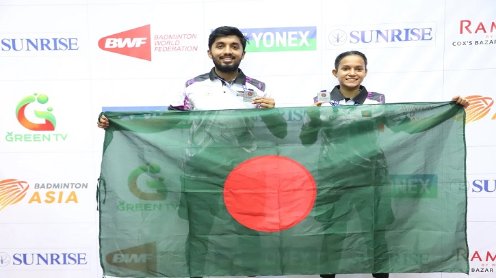 বাংলাদেশের জুটি জুমার-ঊর্মির রৌপ্য পদক জয়