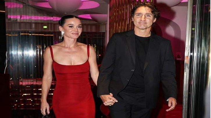 জাপান গিয়ে ক্যামেরাবন্দী হলেন জাস্টিন ট্রুডো ও কেটি পেরি