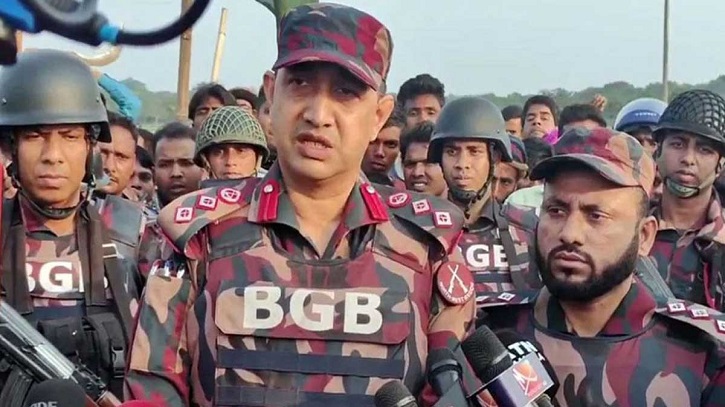 সীমান্তে বিএসএফ সাউন্ড গ্রেনেড নিক্ষেপ, আন্তর্জাতিক আইনের পরিপন্থী: লে. কর্নেল কিবরিয়া সীমান্তে বিএসএফ সাউন্ড গ্রেনেড নিক্ষেপ, আন্তর্জাতিক আইনের পরিপন্থী: লে. কর্নেল কিবরিয়া