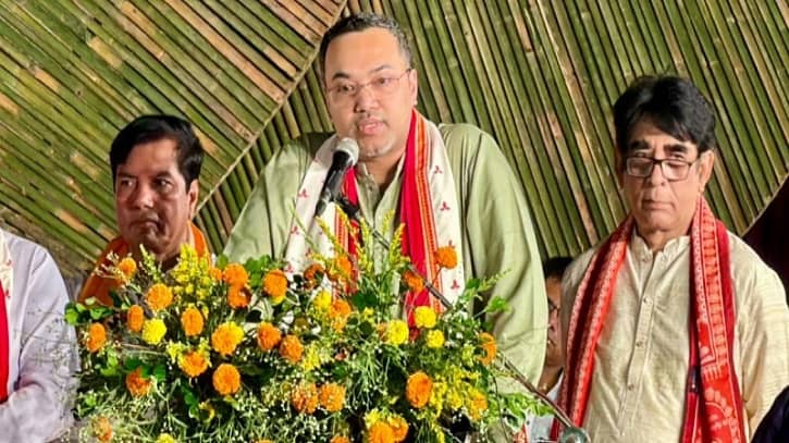 সংখ্যালঘু বা সংখ্যাগুরুর বিভাজন নয়, সমঅধিকারের পরিচয় হবে বাংলাদেশি: মাহদী আমিন