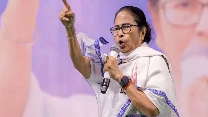 মোদি চোর, বিজেপি চোর: মমতার ক্ষোভ মোদি চোর, বিজেপি চোর: মমতার ক্ষোভ