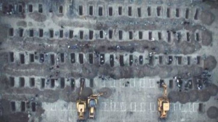 ইসরায়েলি হামলায় নিহতদের গণকবরের ছবি প্রকাশ করল ইরান