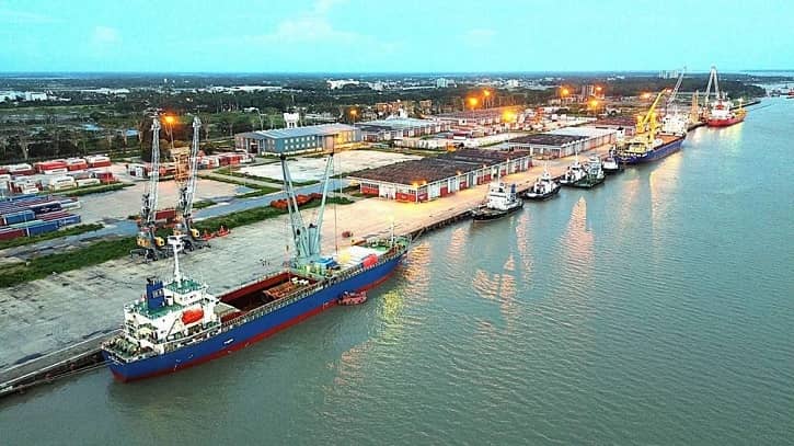 ৬ মাসে মোংলা বন্দরে রেকর্ড ১৭,৩৮৭টি কন্টেইনার হ্যান্ডলিং
