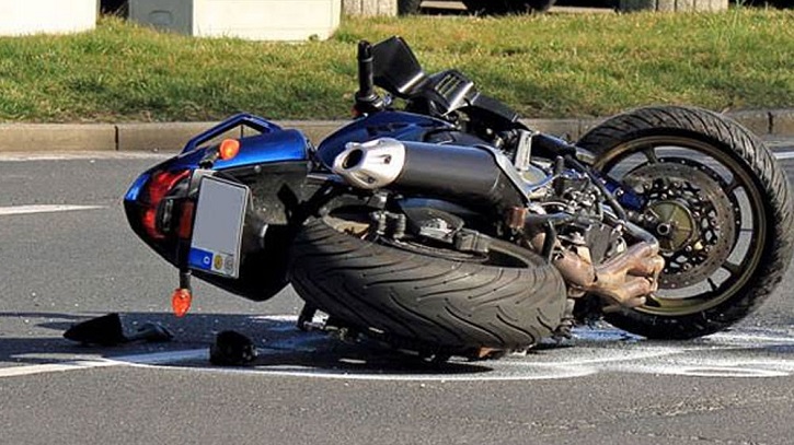 এশিয়ান হাইওয়ে ট্রাকের ধাক্কায় ২ স্কুলছাত্র নিহত