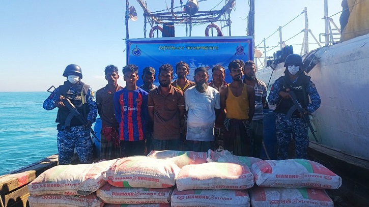 মাদকের বিনিময়ে ‘সিমেন্ট পাচার’, সেন্ট মার্টিনে আটক ৯