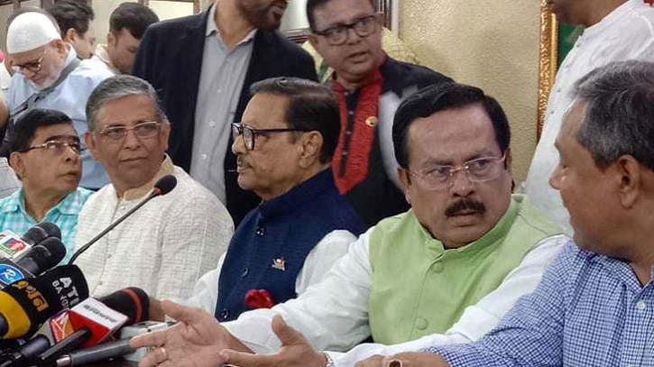খুবেই দুর্ভাগ্যজনক, তারেক রহমানের বিরুদ্ধে কিছু বললে সেটা পত্রিকায় আসে না: কাদের খুবেই দুর্ভাগ্যজনক, তারেক রহমানের বিরুদ্ধে কিছু বললে সেটা পত্রিকায় আসে না: কাদের