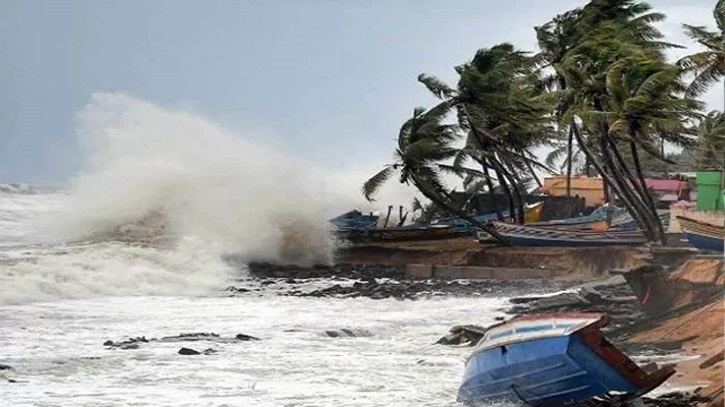 সাগরে সুস্পষ্ট লঘুচাপ, রূপ নিতে পারে ঘূর্ণিঝড়ে সাগরে সুস্পষ্ট লঘুচাপ, রূপ নিতে পারে ঘূর্ণিঝড়ে