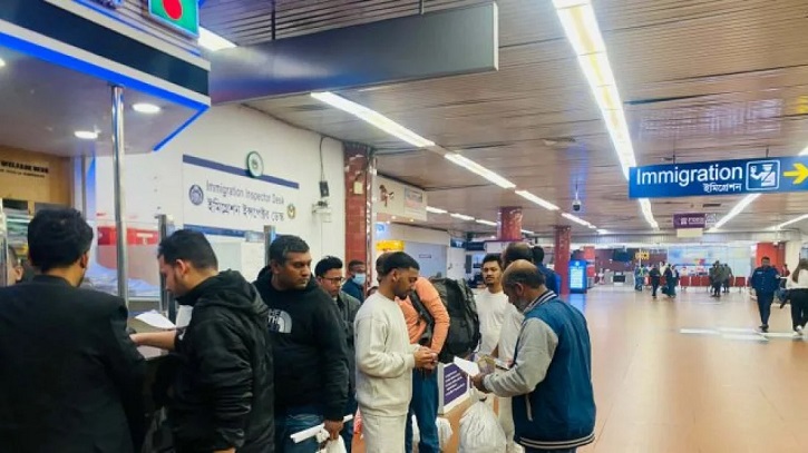 আরও ৩৬ বাংলাদেশিকে ফেরত পাঠাল যুক্তরাষ্ট্র