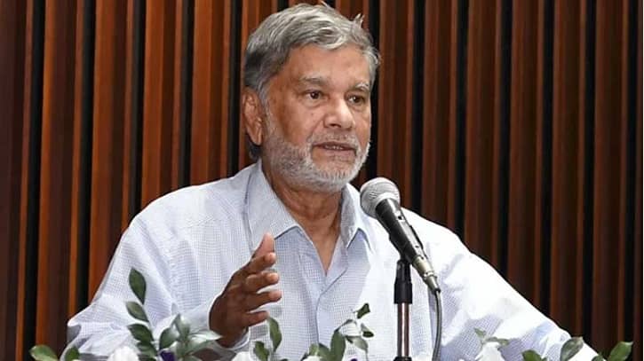‘যুক্তরাষ্ট্রের মতো না হলেও অন্যভাবে বাংলাদেশের ওপর নিষেধাজ্ঞা দিতে পারে ইইউ’ ‘যুক্তরাষ্ট্রের মতো না হলেও অন্যভাবে বাংলাদেশের ওপর নিষেধাজ্ঞা দিতে পারে ইইউ’