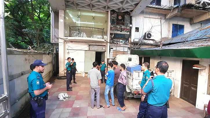 সাবেক শিক্ষামন্ত্রী নওফেলের বাসভবনে পুলিশের অভিযান, আটক ৭