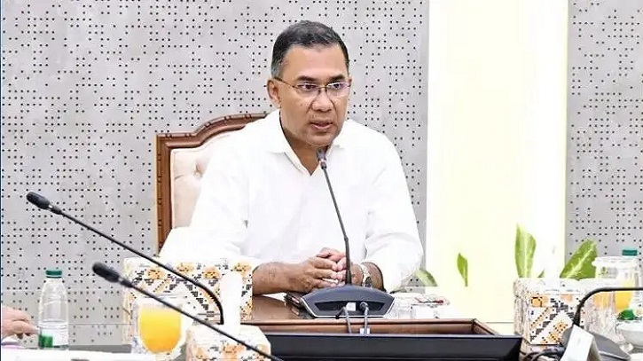 প্রধানমন্ত্রীর বিদেশযাত্রা-প্রত্যাবর্তনে বিমানবন্দরে থাকবেন ৪ জন