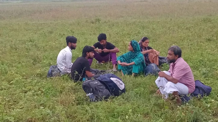 সীমান্তে বিএসএফের ‘পুশ ইন’ চেষ্টা, বিজিবির প্রতিহত সীমান্তে বিএসএফের ‘পুশ ইন’ চেষ্টা, বিজিবির প্রতিহত