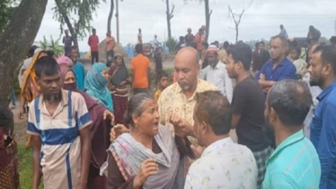 হাসপাতালে যাওয়ার পথে ট্রাকচাপায় প্রাণ গেল বাবা-ছেলের