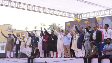 দায়িত্ব পেলে আমাদের প্রথম কাজ হবে দেশ পুনর্গঠন: তারেক রহমান