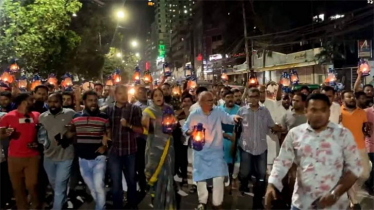 রাজধানীতে হারিকেন মিছিল করলো বিএনপি