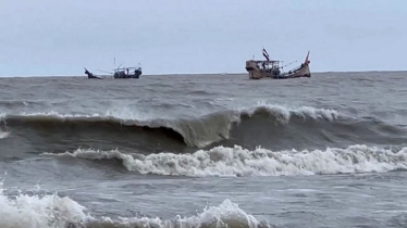 বঙ্গোপসাগরে লঘুচাপ: ৪ সমুদ্রবন্দরে ৩ নম্বর স্থানীয় সতর্ক সংকেত