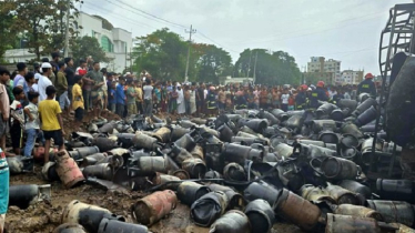 সিলেট-চট্টগ্রাম মহাসড়কে দুই শতাধিক সিলিন্ডার বিস্ফোরণ