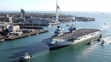 রওনা দেওয়ার প্রস্তুতি নিচ্ছে যুক্তরাজ্যের বিমানবাহী রণতরী