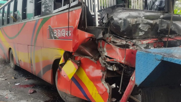 ঢাকা-চট্টগ্রাম মহাসড়কে ত্রিমুখী সংঘর্ষে নিহত ৩