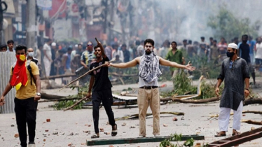দেশ এখন কোন পথে