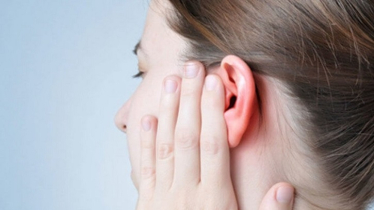 কানে ভোঁ ভোঁ শব্দ হয় কেন? প্রতিকার কী কানে ভোঁ ভোঁ শব্দ হয় কেন? প্রতিকার কী