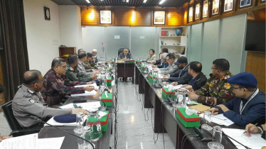সার্বিক আইনশৃঙ্খলা পরিস্থিতি নিয়ে ইসি’র বৈঠক শুরু সার্বিক আইনশৃঙ্খলা পরিস্থিতি নিয়ে ইসি’র বৈঠক শুরু