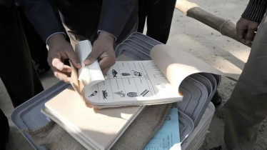 গণভোটে `হ্যাঁ` ভোটের প্রচারণা, অন্তর্বর্তী সরকারের ভূমিকা প্রশ্ন তৈরি করছে?