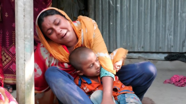 বাসে আগুন: মামলা করলেন নিহত বাসচালক জুলহাসের বোন