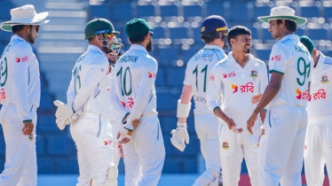 ভূমিকম্পের আতঙ্ক ছড়িয়ে পড়েছিল মাঠেও