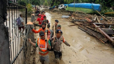 ইন্দোনেশিয়ায় আকস্মিক বন্যায় ১১ জনের মৃত্যু, কয়েকজন নিখোঁজ