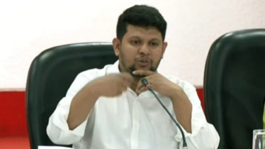 বিএনপি-জামায়াত ভাগ-ভাটোয়ারা করে প্রশাসন দখল করেছে: তথ্য উপদেষ্টা