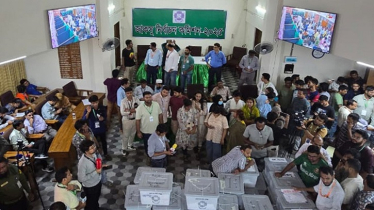 জাকসু নির্বাচনে ৫ হলের অনানুষ্ঠানিক ফল প্রকাশ, ভোট গণনা শেষ ১৭ হল